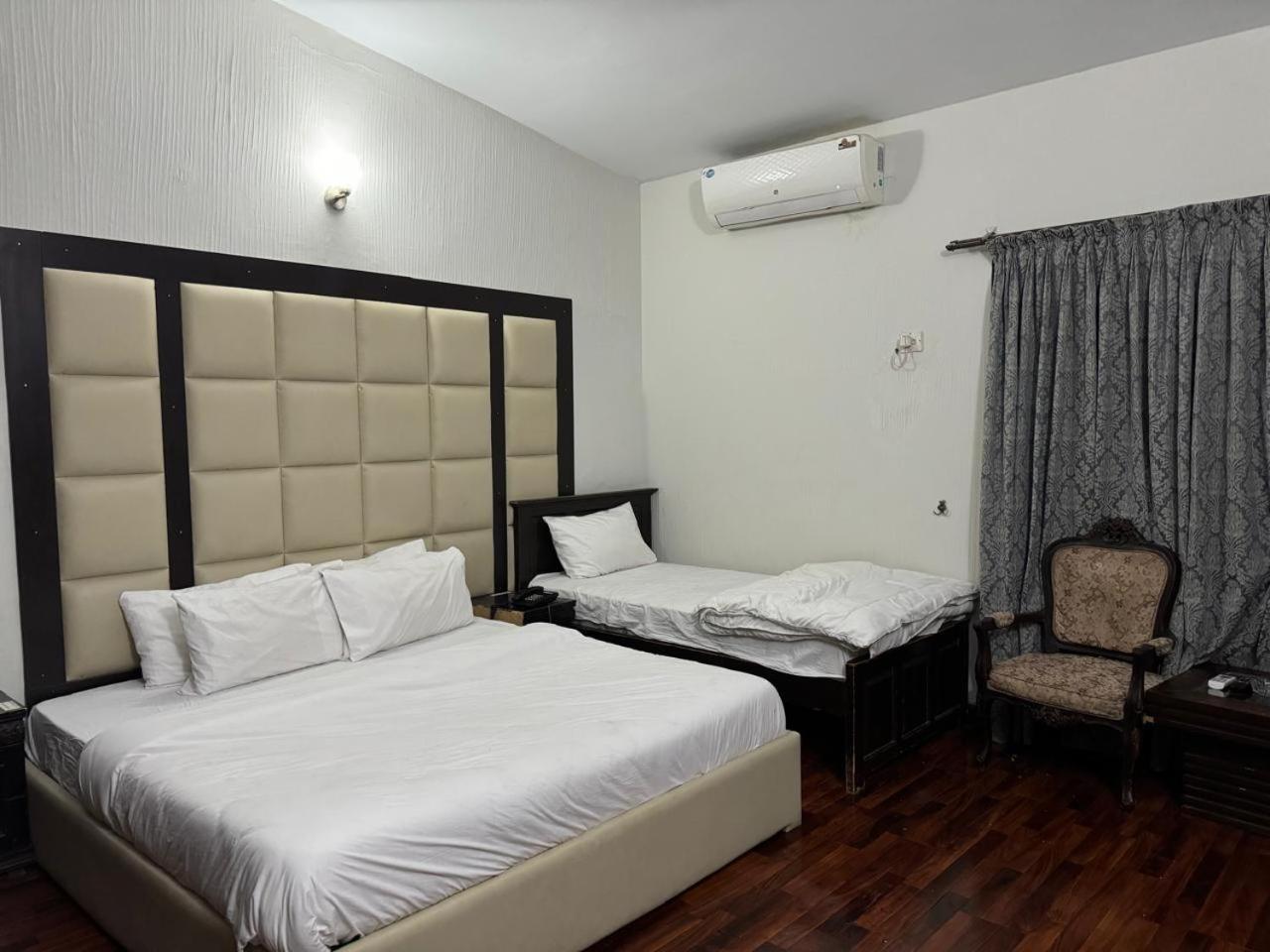 Casa Blanca Boutique Guest House Islamabad Exterior photo